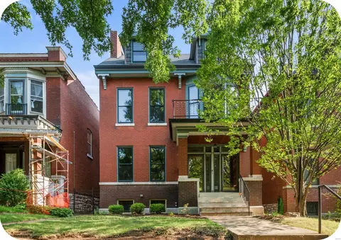 3880 Utah Pl, Saint Louis, MO 63116