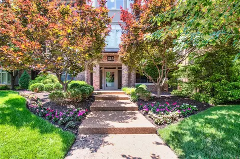 315 N Meramec Ave #3G (33), Clayton, MO 63105