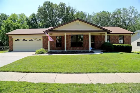 509 Kimberly Ln, Saint Peters, MO 63376