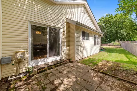 705 Eaglebrooke Dr, Ballwin, MO 63021 photo 43