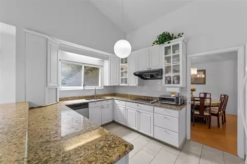 705 Eaglebrooke Dr, Ballwin, MO 63021 photo 24