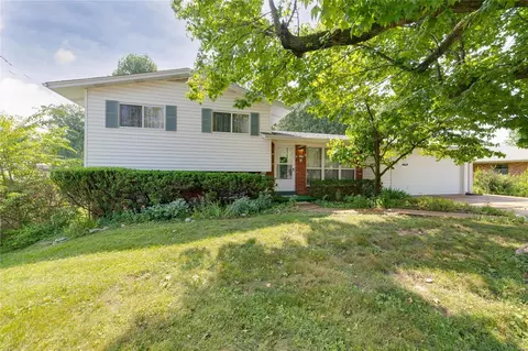 1318 Ross Ave, Saint Louis, MO 63146