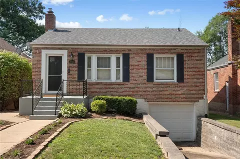 8710 White Ave, Saint Louis, MO 63144
