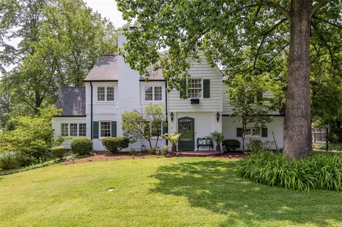 5 Willow Hill Rd, Saint Louis, MO 63124
