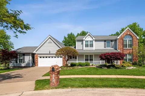 2563 Black Water Ct, Saint Louis, MO 63129