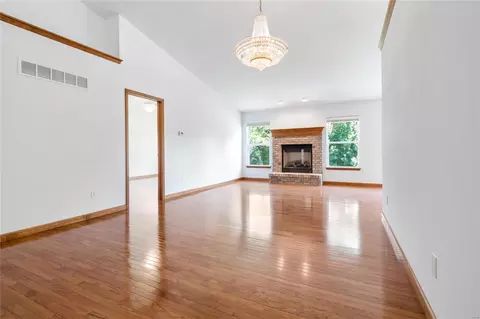 862 Elaine Dr, O'fallon, MO 63366 photo 13