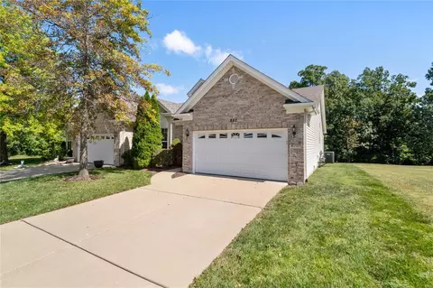 862 Elaine Dr, O'fallon, MO 63366 photo 2