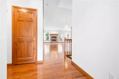 862 Elaine Dr, O'fallon, MO 63366 photo 6