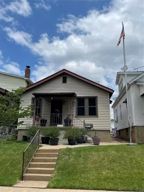 5249 Bonita Ave, Saint Louis, MO 63109