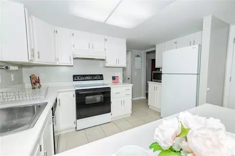 6 Forest View Dr, O'fallon, MO 63366 photo 5