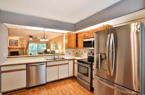 749 Woodside Trails Dr, Ballwin, MO 63021 photo 5