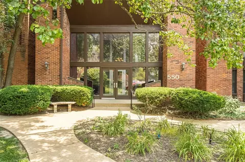 550 Coeur De Royale Dr #407, Saint Louis, MO 63141
