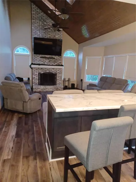 4404 Paddock Point Dr, Black Jack, MO 63033 photo 5