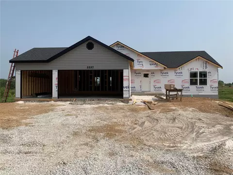 5557 Autumn Trace Pkwy, Wentzville, MO 63385