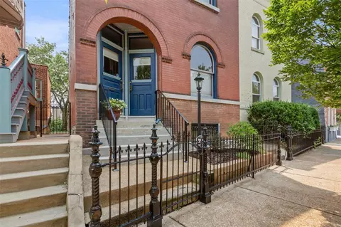 2808 Indiana Ave, Saint Louis, MO 63118