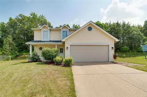 120 Langtree Dr, Wentzville, MO 63385