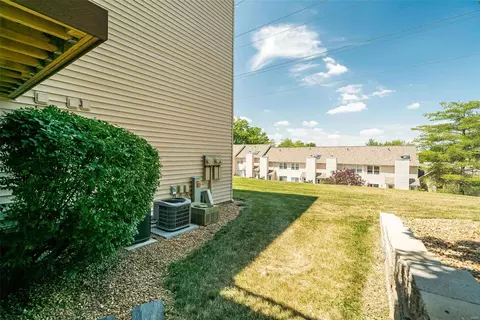 1340 Holgate Dr #E2, Ballwin, MO 63021 photo 46