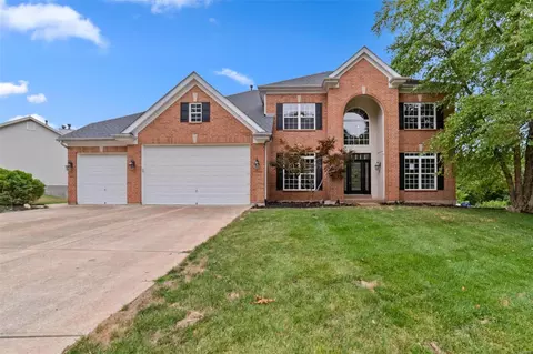 17607 Vintage Oak Dr, Wildwood, MO 63038