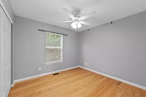 1126 Castle Pines Dr, St Peters, MO 63366 photo 18