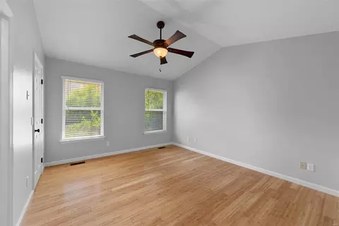 1126 Castle Pines Dr, St Peters, MO 63366 photo 19