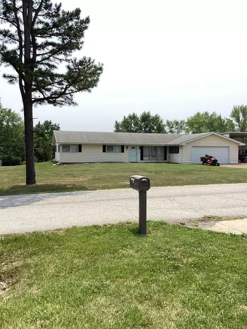 12 Burl Dr, Saint Peters, MO 63376