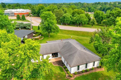 1018 Van Dyke Dr, Ballwin, MO 63011 photo 49