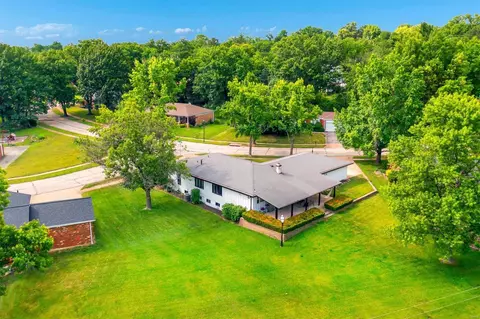 1018 Van Dyke Dr, Ballwin, MO 63011 photo 45