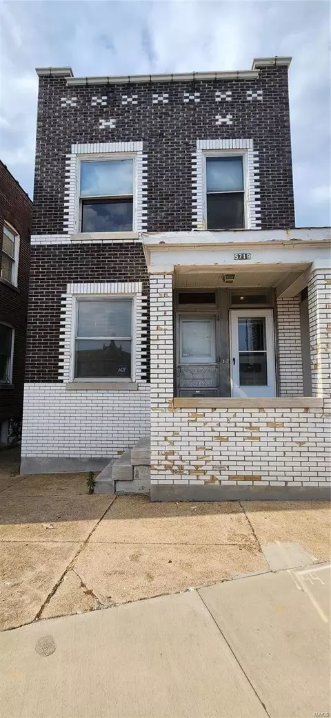 5719 Gravois Ave, Saint Louis, MO 63116