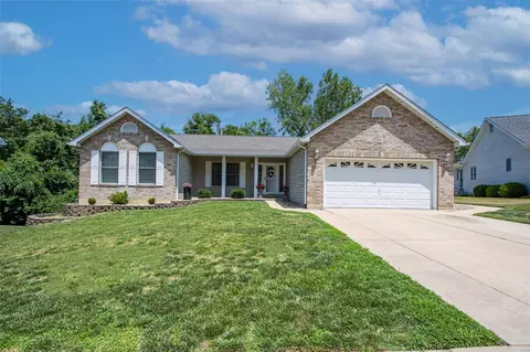 7078 Stony Ridge Rd, Saint Louis, MO 63129