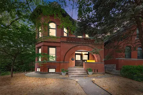 4349 S Compton Ave, Saint Louis, MO 63111