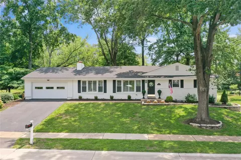 602 Bambury Way, Saint Louis, MO 63122