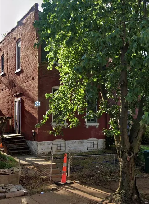3319 Illinois Ave, Saint Louis, MO 63118