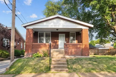 2832 January Ave, Saint Louis, MO 63139