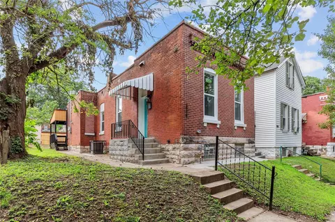 3727 S Compton Ave, Saint Louis, MO 63118
