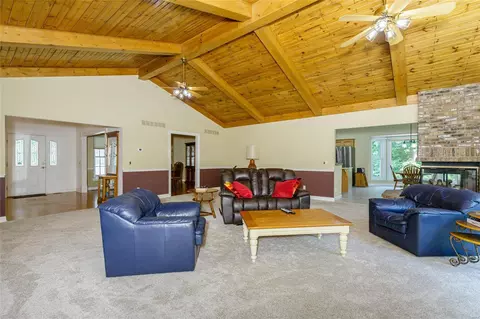 6 Roseberry Topping Ct, Weldon Spring, MO 63304 photo 6