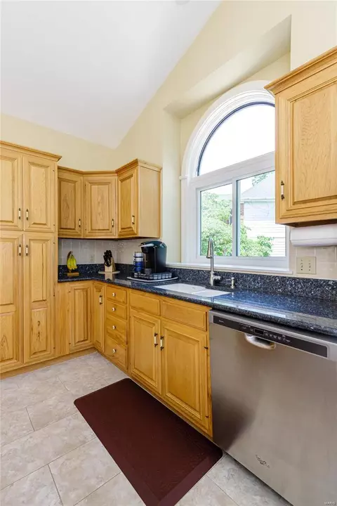 6 Roseberry Topping Ct, Weldon Spring, MO 63304 photo 15