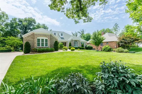 6 Roseberry Topping Ct, Weldon Spring, MO 63304 photo 3