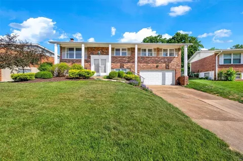 9743 Brittleigh Ter, Saint Louis, MO 63123