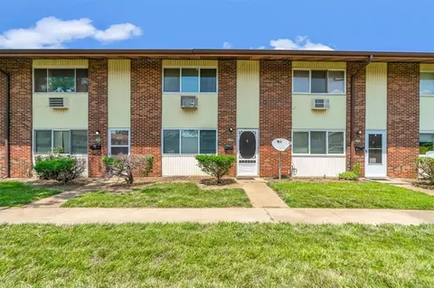 7368 Hazelcrest Dr, Hazelwood, MO 63042