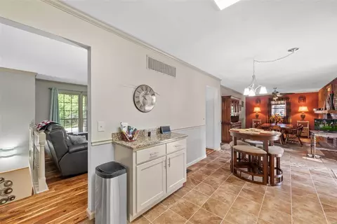 2 Carr Cir, O'fallon, MO 63366 photo 8