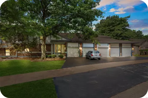 13131 Royal Pines Dr #3, Saint Louis, MO 63146