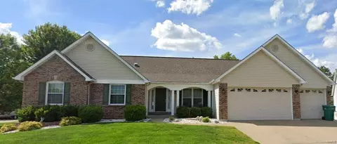 95 Buckhorn Ct, Saint Charles, MO 63303