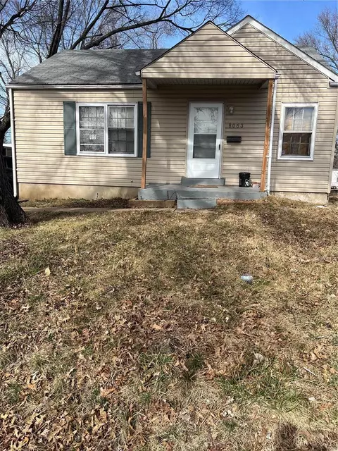8063 Airport Rd, Saint Louis, MO 63134