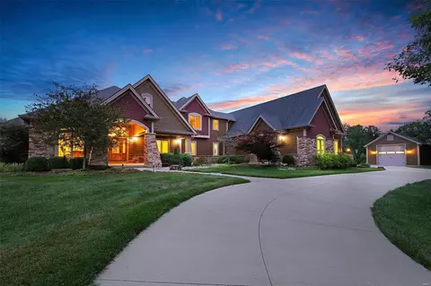 1102 Fister Ct, Defiance, MO 63341