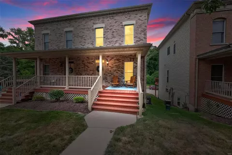 21 Marie Dr #3, Saint Charles, MO 63301