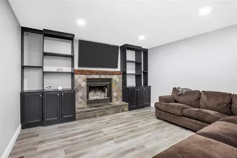 54 Georgetown Cir, O'fallon, MO 63368 photo 11