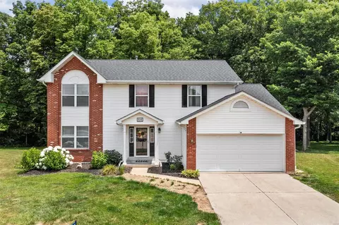 54 Georgetown Cir, O'fallon, MO 63368
