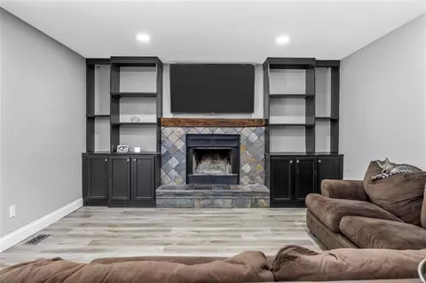 54 Georgetown Cir, O'fallon, MO 63368 photo 10