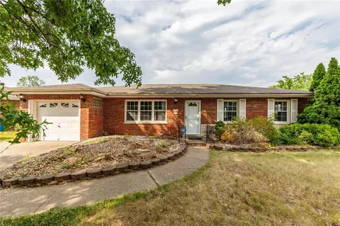 4217 Ripa Ave, Saint Louis, MO 63125