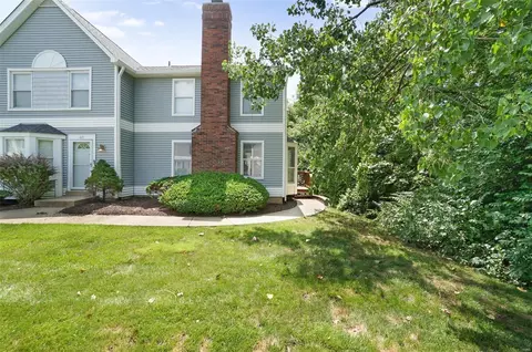 1693 Florine Blvd #G, Saint Charles, MO 63303